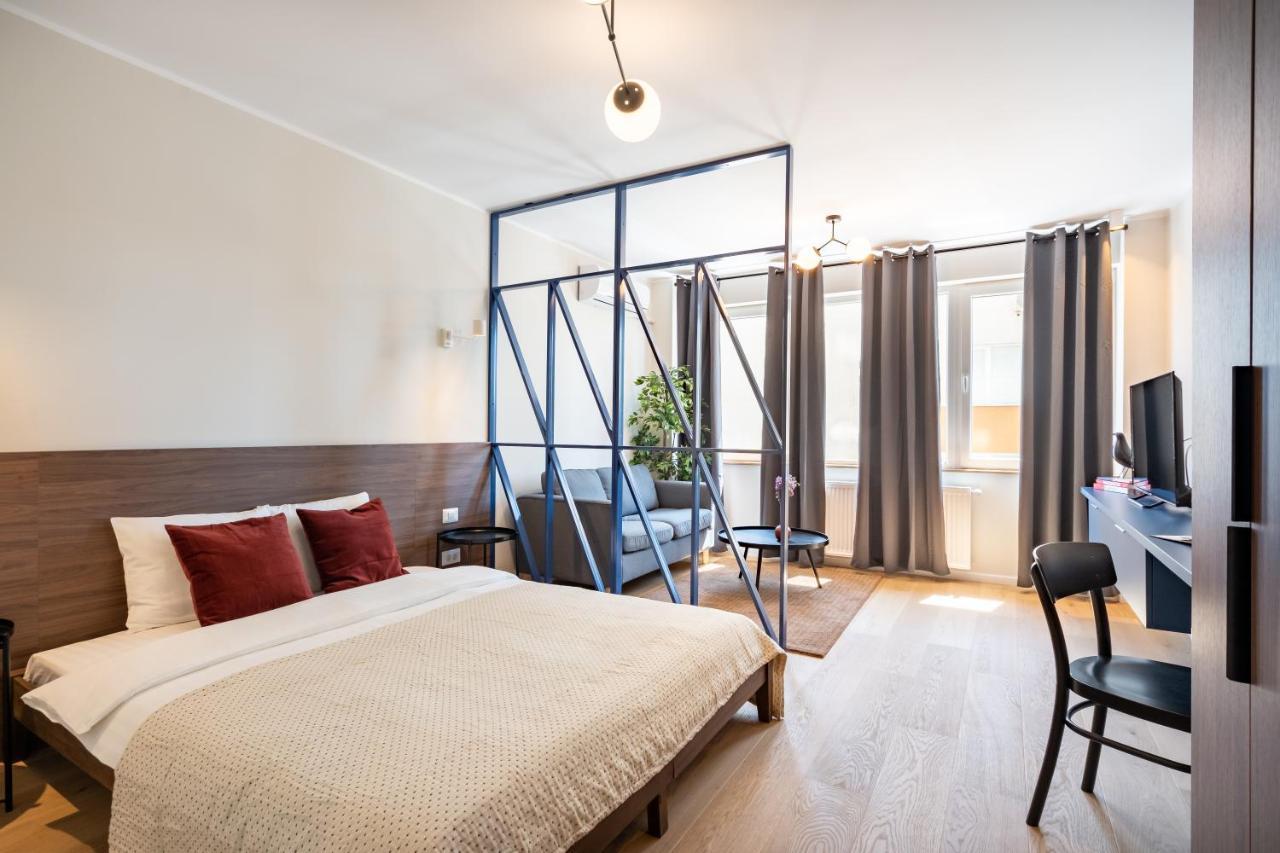 Elegant Studio In The Heart Of The Town Букурещ Екстериор снимка