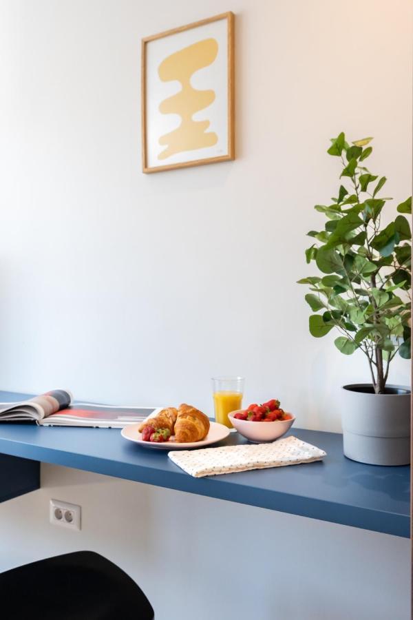 Elegant Studio In The Heart Of The Town Букурещ Екстериор снимка